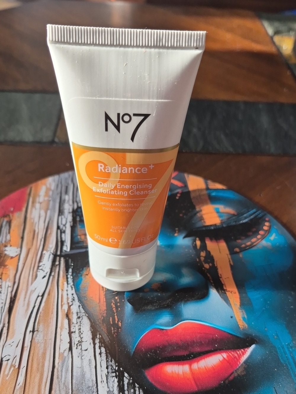 No7 Radiance+ Daily Energising Exfoliating Cleanser - Orange